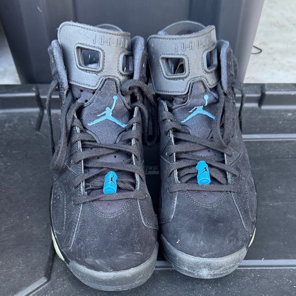 Nike Black and Blue Athletic Shoes